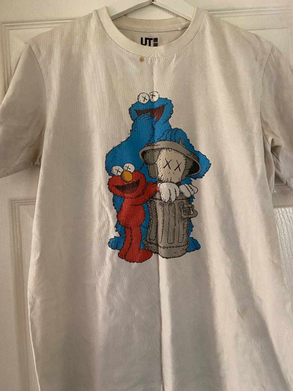KAWS x Uniqlo Elmo Graphic T-Shirt